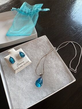 Sterling Silver Blue Teardrop Pendant Necklace and Earrings Set